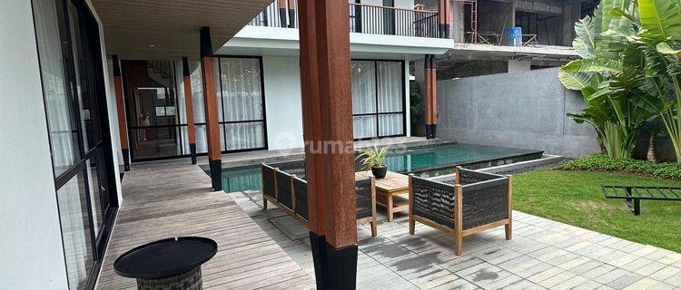 Vila Mewah Dua Lantai Free Access Ke Beach Club Di Jimbaran 1