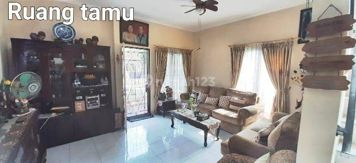 TURUN HARGA Rumah hook 2 lantai siap huni di Griya Bintaro  1