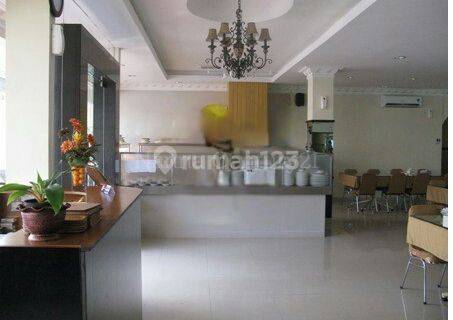 Disewakan Gedung Restoran 2 Lt Area Pos Pengumben 1