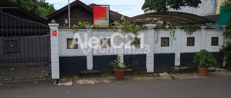 Dijual Bu Rumah Strategis Cantik hitung Tanah Saja di Mampang Prapatan, Mampang Prapatan, Jakarta Selatan 1