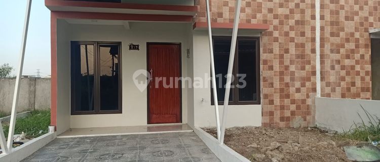 Rumah murah di bekasi selangkah dari stasiun cikarang  1