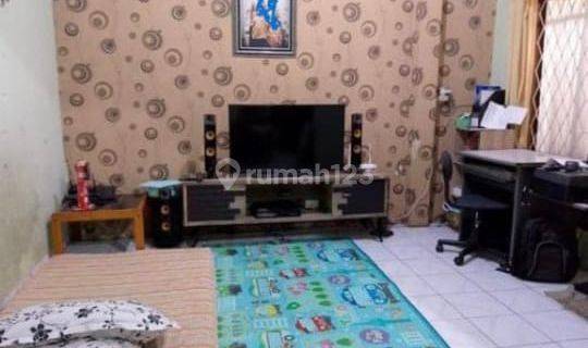 Rumah Murah Minimalis di Jalan Jupiter Margahayu Raya 1