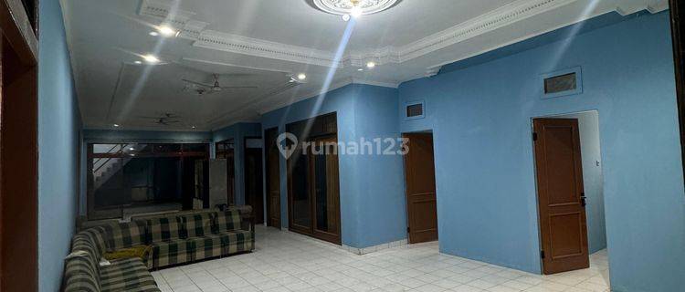 rumah besar 2 lantai strategis di area pasirkoja 1