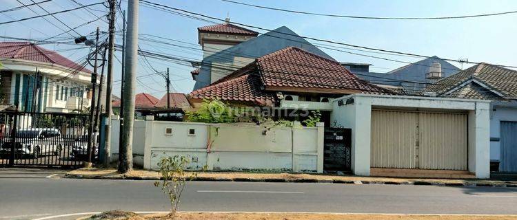 Siap Huni Rumah Hoek 2 Lantai di Citra 2 Sertifikat SHM 1