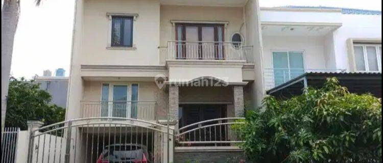 Rumah Ukuran 8x24.4m 2 1/2 Lantai Puri Gardena  1