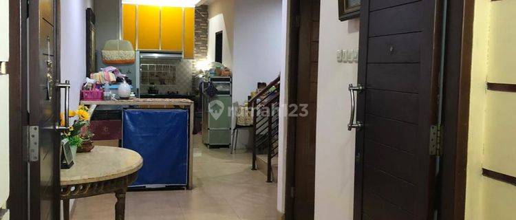 Dijual Rumah dan Tempat Usaha di Metro Permata 1 1