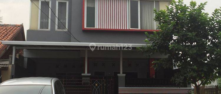 Rumah 2 Lantai Murah Jual Cepat 260M 1