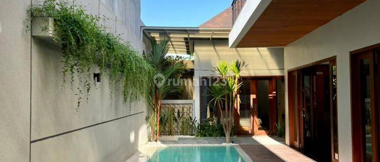 Beautiful Modern Villa Fully Furnished in Umalas 1, Kerobokan 1