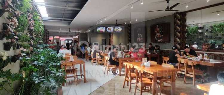Tempat Usaha Cocok Untuk Kuliner Lokasi Ramai Dan Strategis di Jalan R E Martadinata Riau Mainroad 1