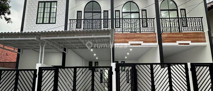 Rumah Baru Murah 3 Lantai Unfurnished Di Tanjung Duren 1