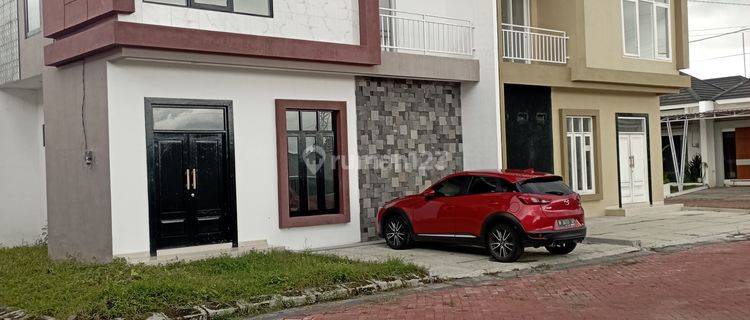 Rumah 2 Lantai Minimalis Di Jalan Parangtritis Sewon Bantul Yogyakarta 1