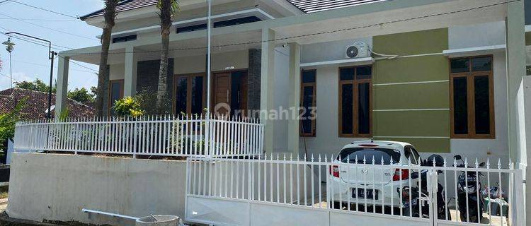 Rumah Semi furnish Dalam Perum Green Palm Lokasi Purworejo 1