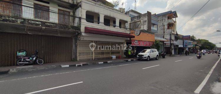 Rumah 17 Kamar Dan Toko Di Jl Bhayangkara Beberapa Meter Dari Malioboro Yogyakarta 1