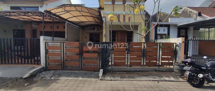 kan Rumah Tinggal Dalam Perum Giwang Pratama Estate 1