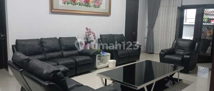 Rumah Lux Nyaman Hommey Lokasi di Mekar Wangi 1