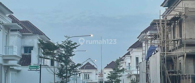 Dijual Rumah Harga BU di Pasadena Grand Residence 1