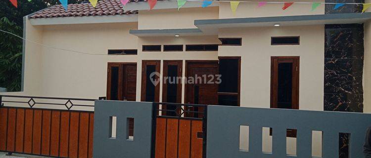 Rumah Murah Stasiun 5menitan. 1