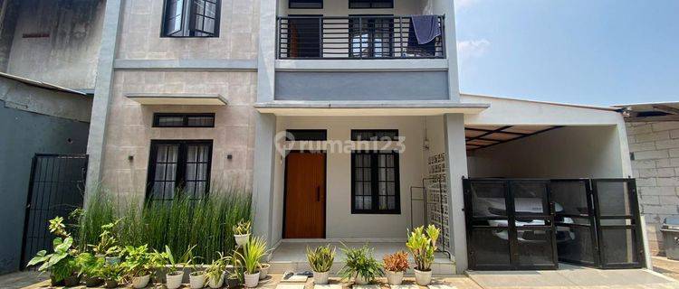 Dijual Rumah 2 Lantai Bagus Cantik di Cimahi Selatan, Bandung 1