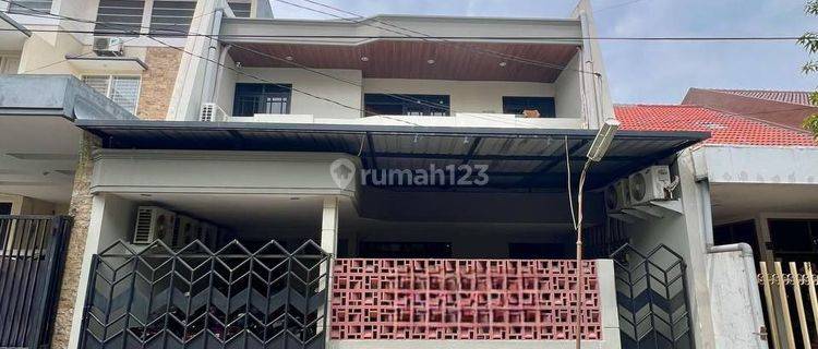 Kost di Kutisari Indah, Surabaya Sam.ya4579 1