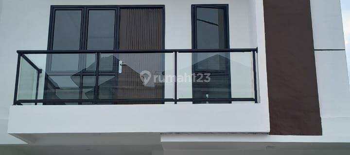 Rumah 2Lantai Berkonsep Modern Tropical 900Jutaan DiJatiasih 1