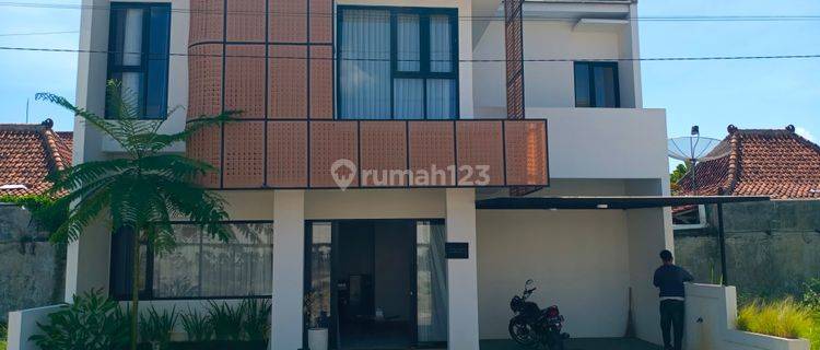 Cluster Mewah, Full Furnished 2 Menit Ke Ring Road Selatan 1