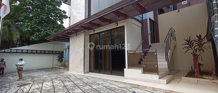 Gedung Apartemen 9 Lantai Baru Semi Furnished , Shm Area Cikini 1