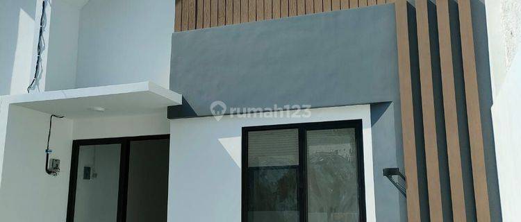 Rumah Baru Modern Minimalis di Kopo Permai 1 lantai 1