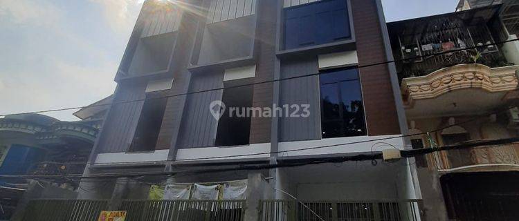 Rumah Baru Ada 3 Unit Kavling  Polri Jelambar 1