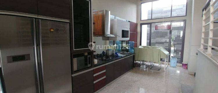 Rumah Lux Mewah Furnished Sudirman Townhouse Unit Langka Terawat KIN 1