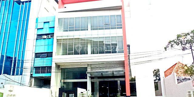 Gedung Showroom Tanah Abang, Jakarta Pusat, Lt.624m2, Lb.1528m2 1