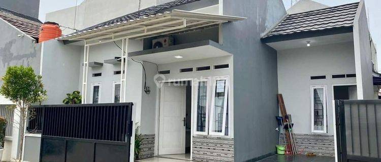 Rumah Hoek  1 Lt Di Joglo Ada 2 Kt 1 Km  Furnished By Ikea Ada Wifi Tinggal Bawah Koper Aja!!  1