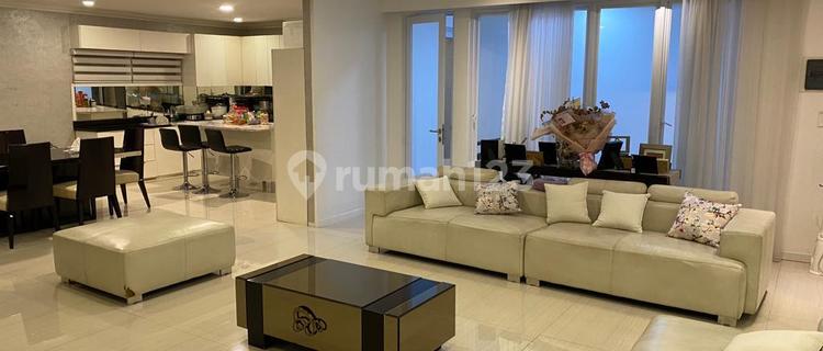 For Sale: 2-Story House, Neat and Good Condition, Ready to Occupy in Ancol Kuta Beach 1