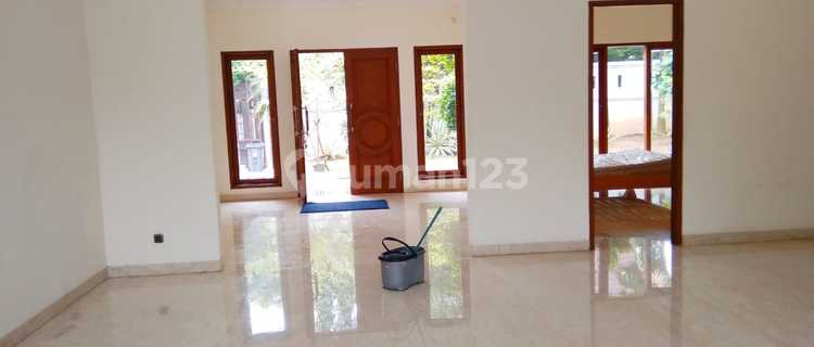 Dijual Cepat Murah Rumah 2 Lantai Di Pejaten Jakarta Selatan  1