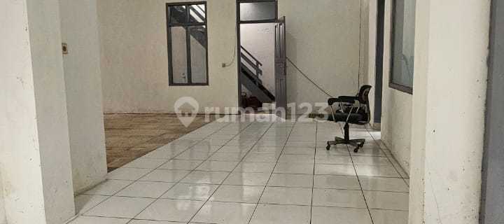 FOR RENT LARGE 2-STORY SHOPHOUSE (2 SHOPHOUSES COMBINED INTO 1) CITEUREUP CIMAHI SUITABLE FOR BUSINESS SPACE STRATEGIC AND BUSY LOCATION *** 1