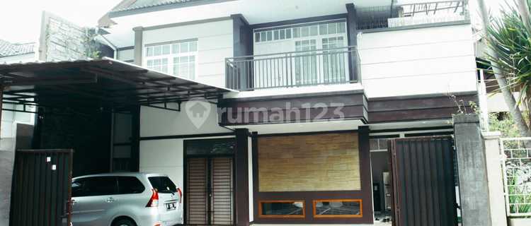 DISEWAKAN RUMAH SIAP HUNI DI CIPAKU INDAH BANDUNG FULL FURNISHED 1