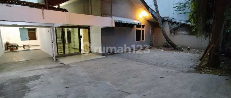 For Rent: House Plus Office on Mainroad Holis Bandung, Strategic Location and Easy Access, Also Suitable for Business Use. 1