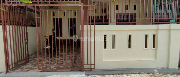 Villa di Komplek Graha Tanjung Gusta Jalan Kemiri Asrama  1