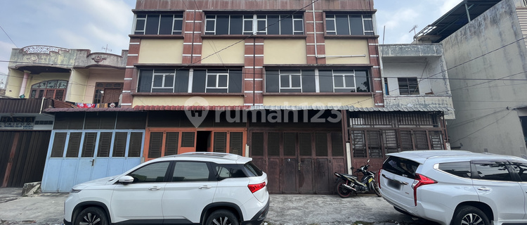 Shop House on Bambu Street Near Krakatau 1