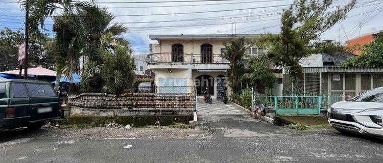 Rumah Hook di Jalan Percut Simpang Gajah  1