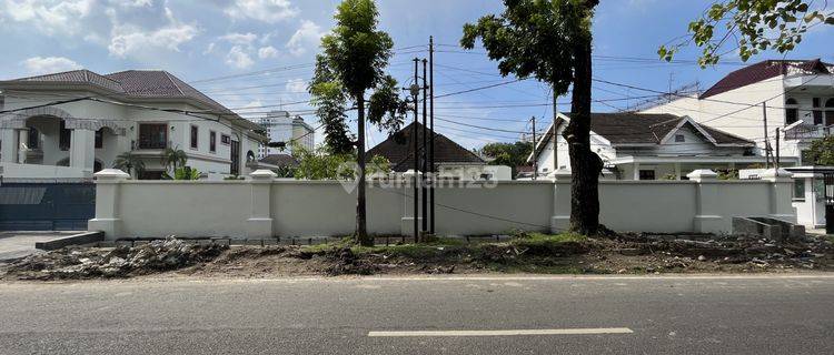 Villa di Jalan Cut Nyak Dhien ( Dekat Imam Bonjol )  1