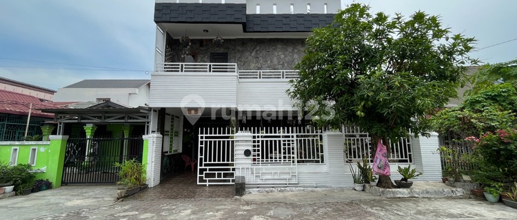 Villa in Veteran Complex Near Citraland 1