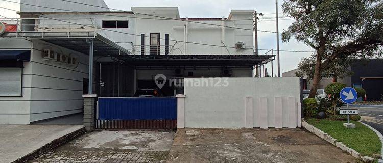 Villa di Taman Setia Budi Indah 2 Boulevard Belakang Mcd  1