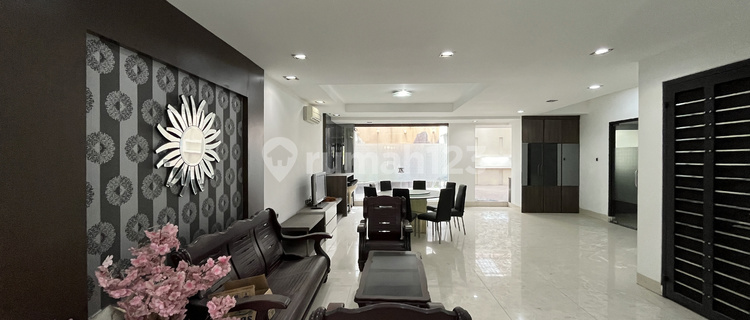 Villa in The Palace Polonia Complex 1