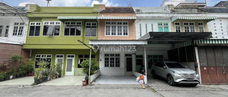 Rumah di Komplek Mados Baru Krakatau  1