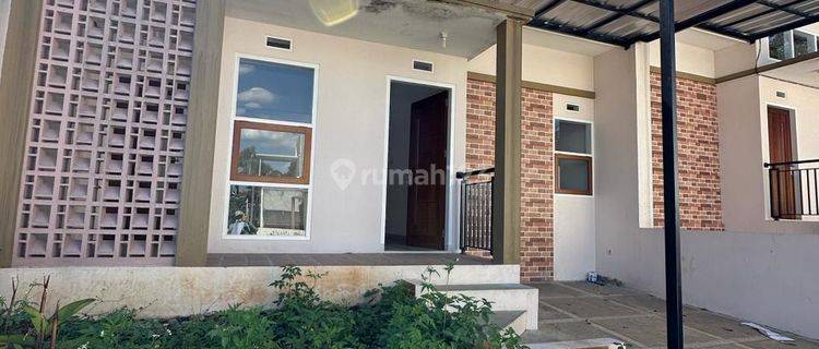 Rumah keren baru murah Cicalengka Bandung Timur 1