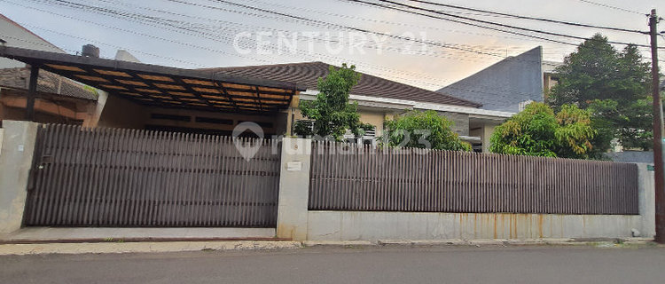 Rumah Semi Furnished Siap Huni Dekat Paskal Hypersquare, Bandung 1