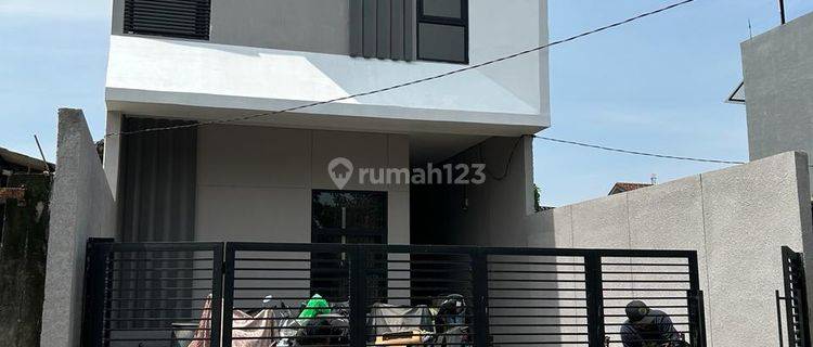 Dijual Rumah Baru Siap Huni Area Turangga 1