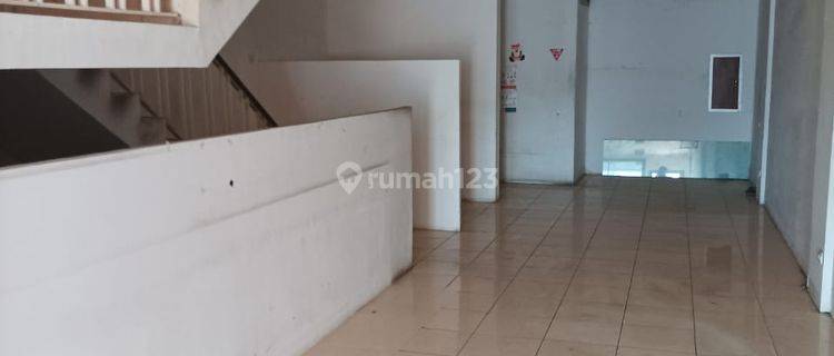 Disewakan Ruko di Jln Juanda 3 Lt.137m² 4 Lantai 1