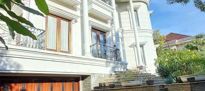 For Sale House in Villa Permata Gading, Kelapa Gading, Land Size 23x24, Freehold Certificate 1