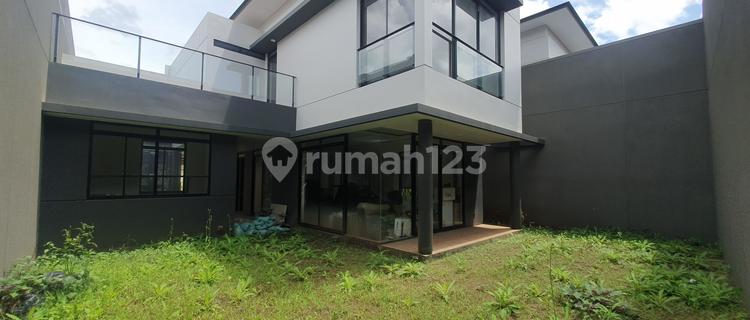 For Sale: Move-In Ready House, Guaranteed Comfort in Kota Baru Parahyangan 1